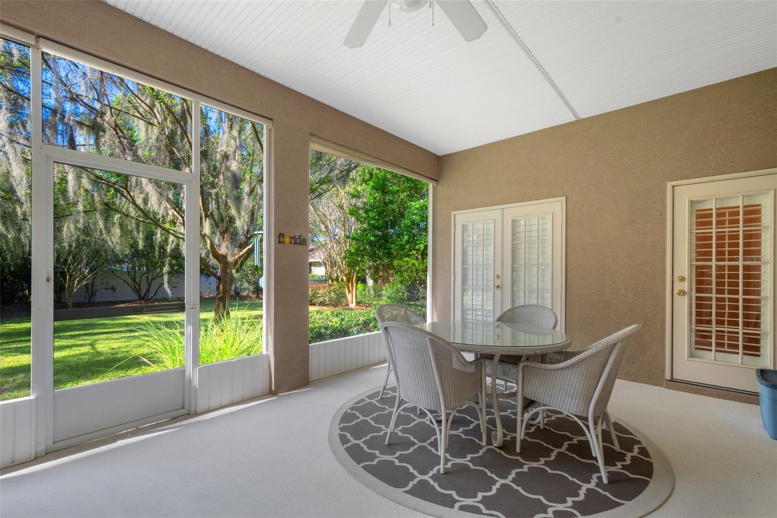 1446 ROYAL FOREST LN