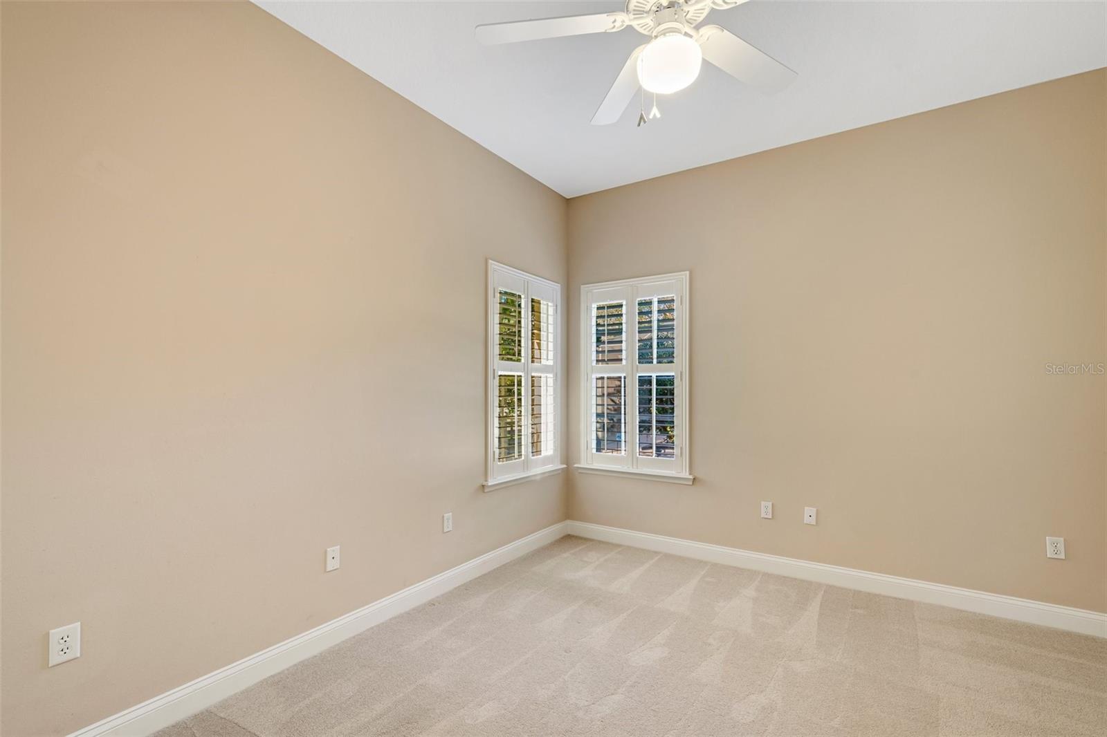 1446 ROYAL FOREST LN