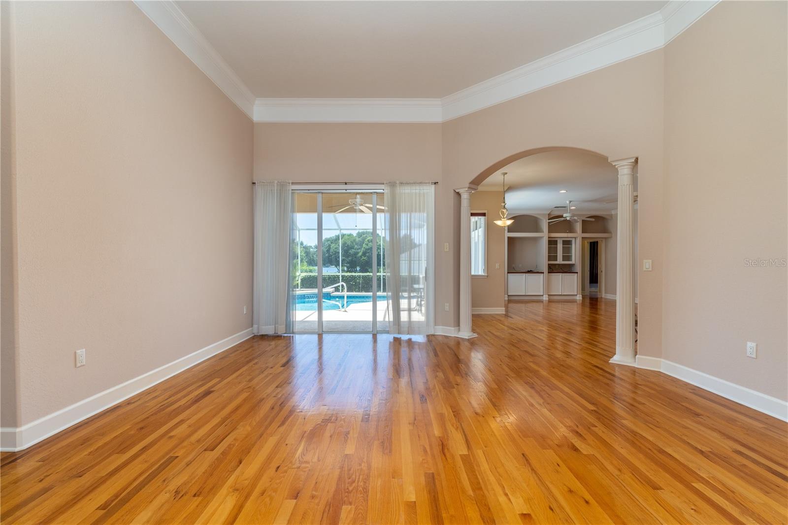 134 RUBY LAKE DR