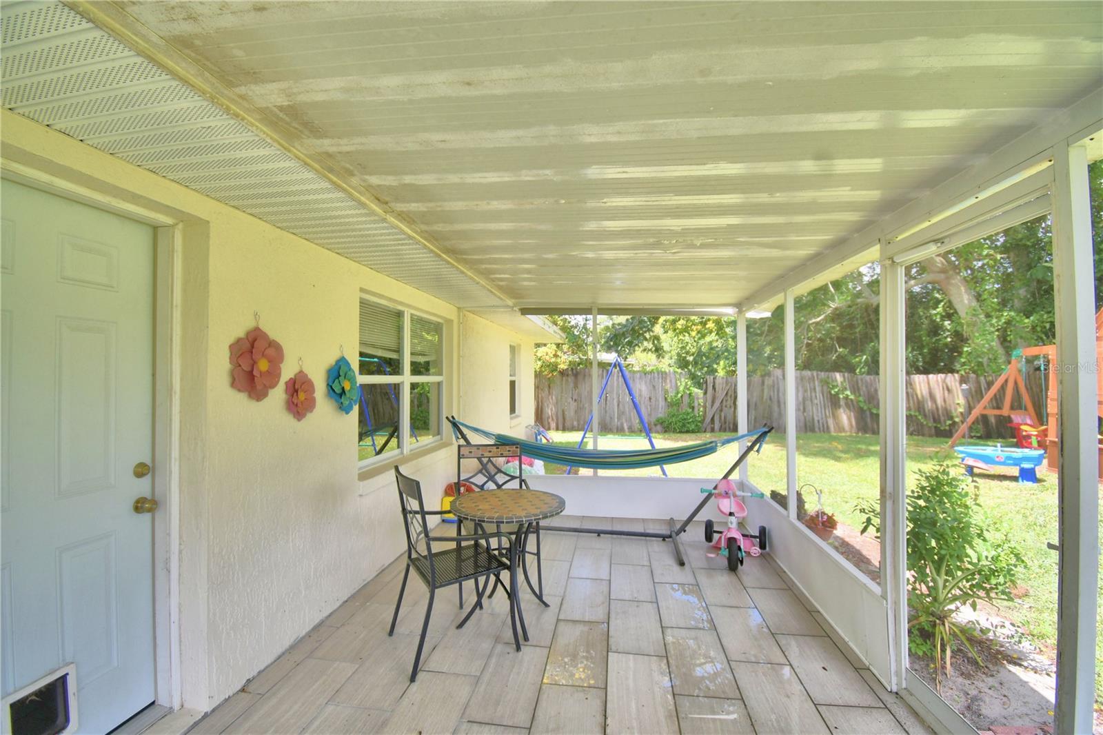 2217 HOWARD WEST AVE