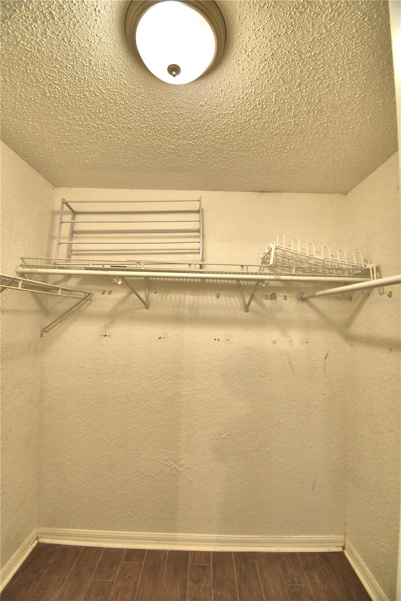 2217 HOWARD WEST AVE