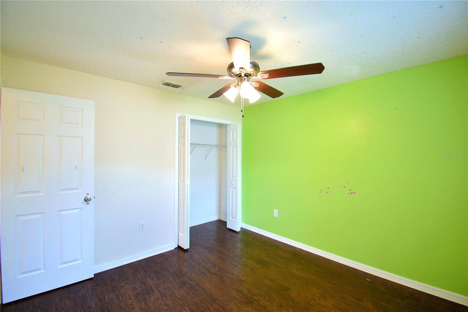 2217 HOWARD WEST AVE