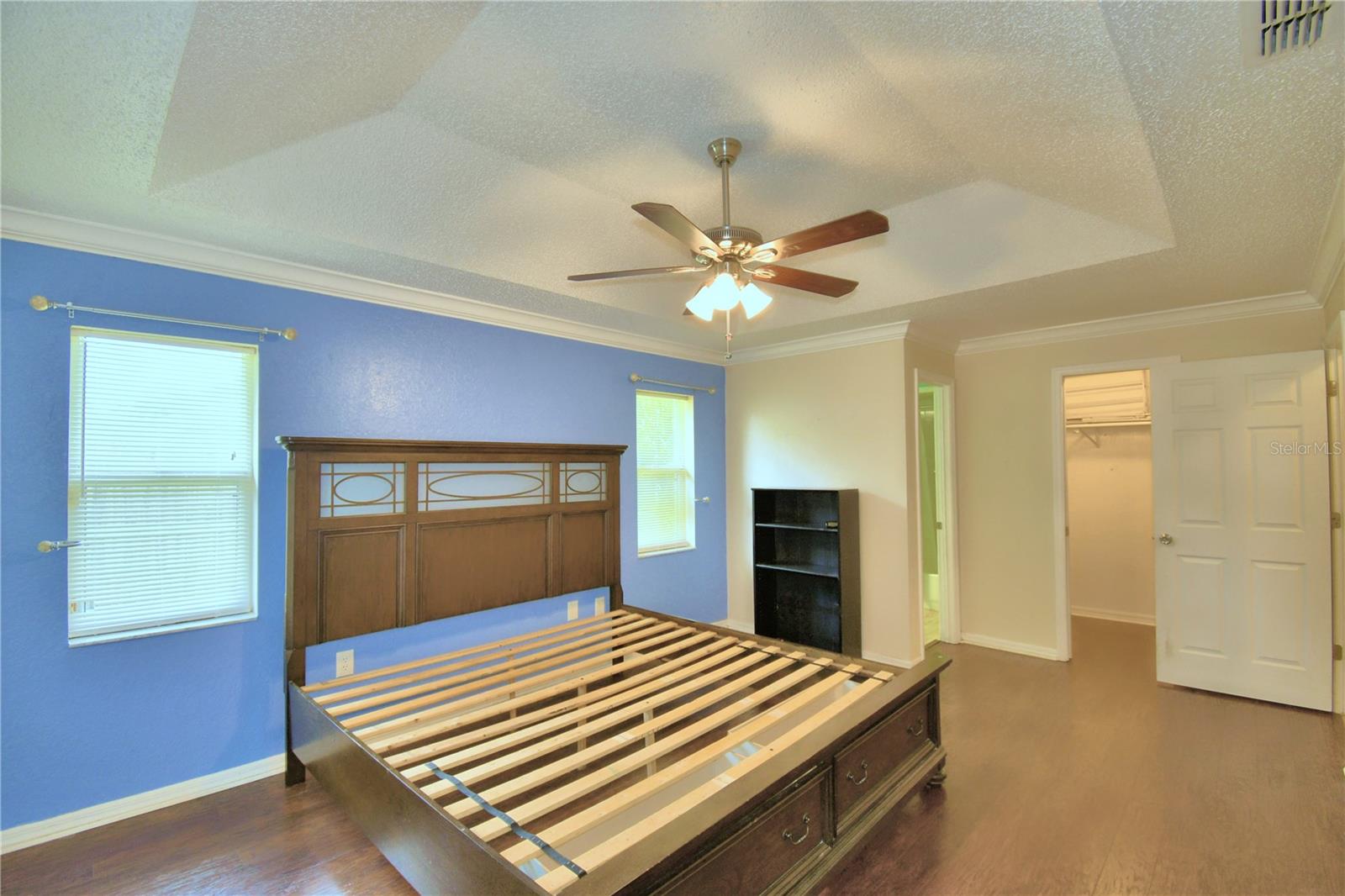 2217 HOWARD WEST AVE