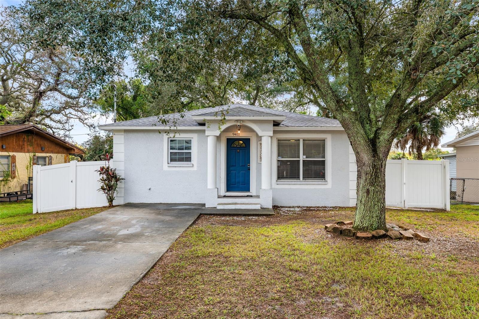 9411 W PERIO PL