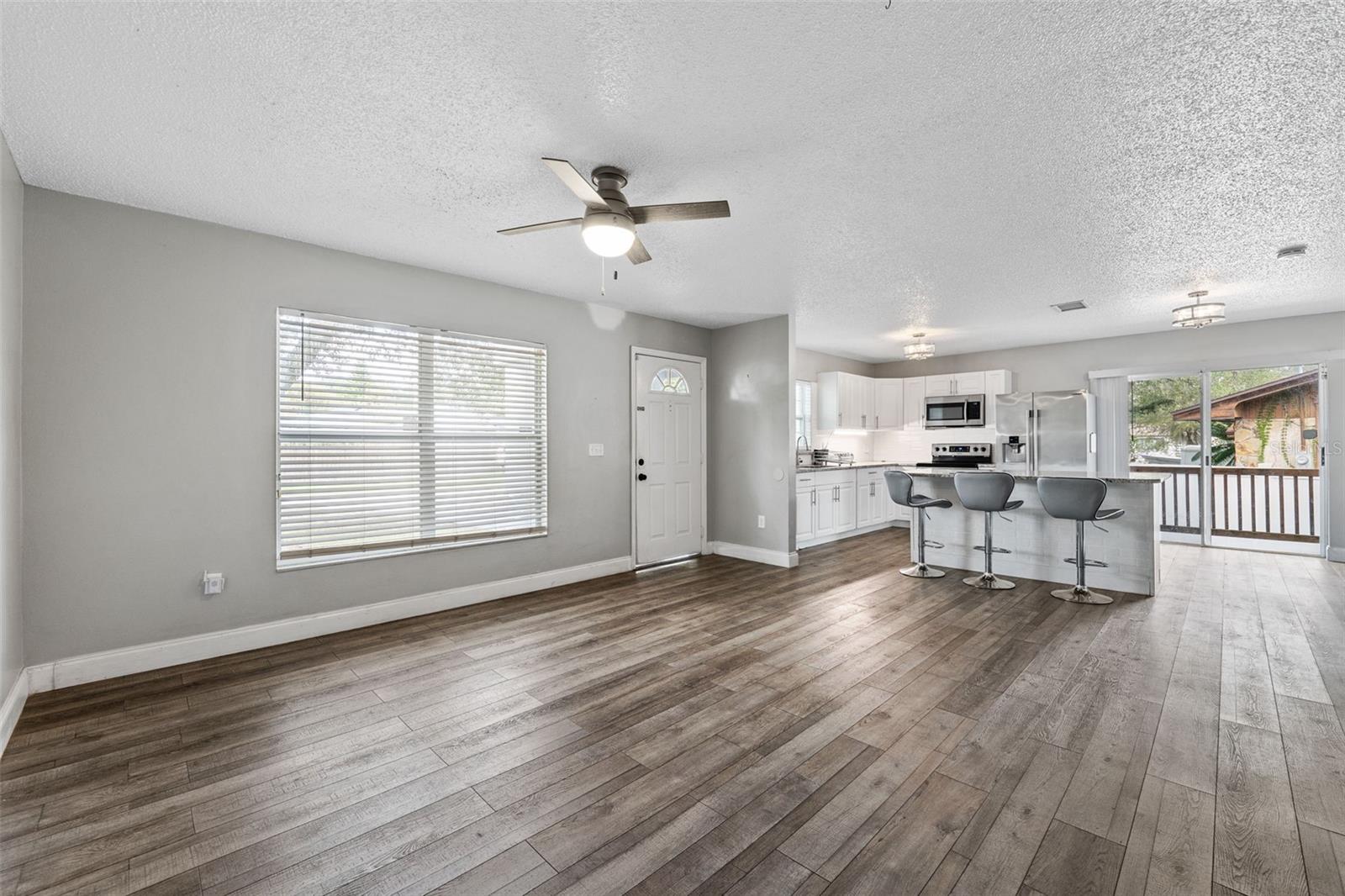 9411 W PERIO PL