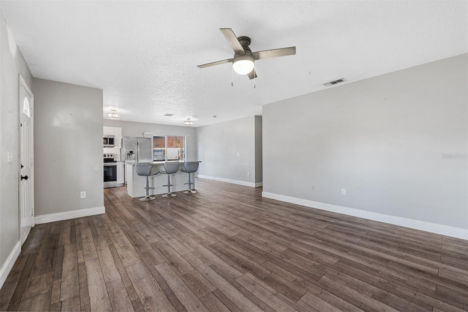 9411 W PERIO PL