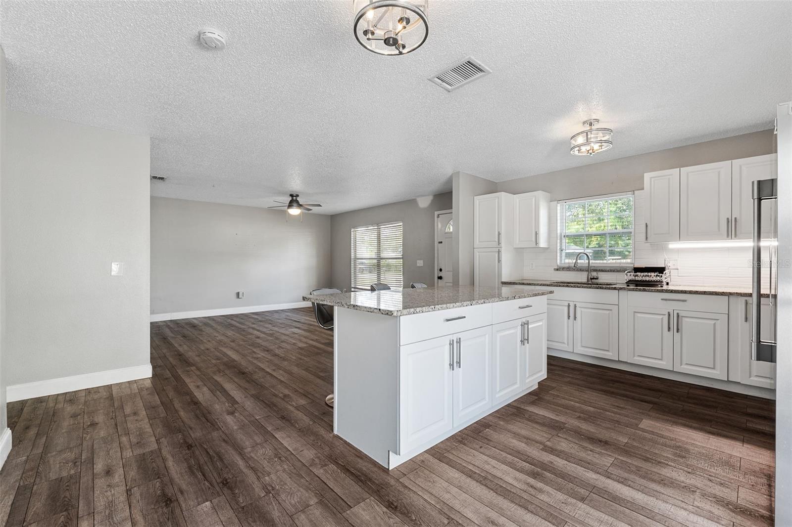 9411 W PERIO PL