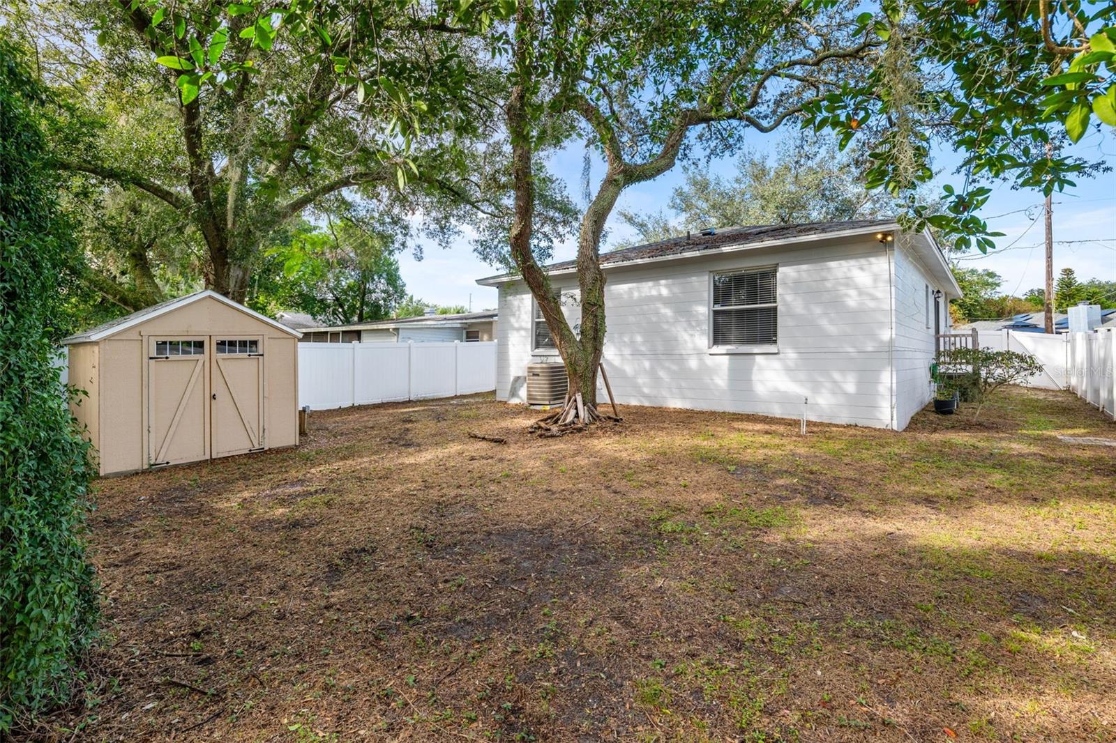 9411 W PERIO PL