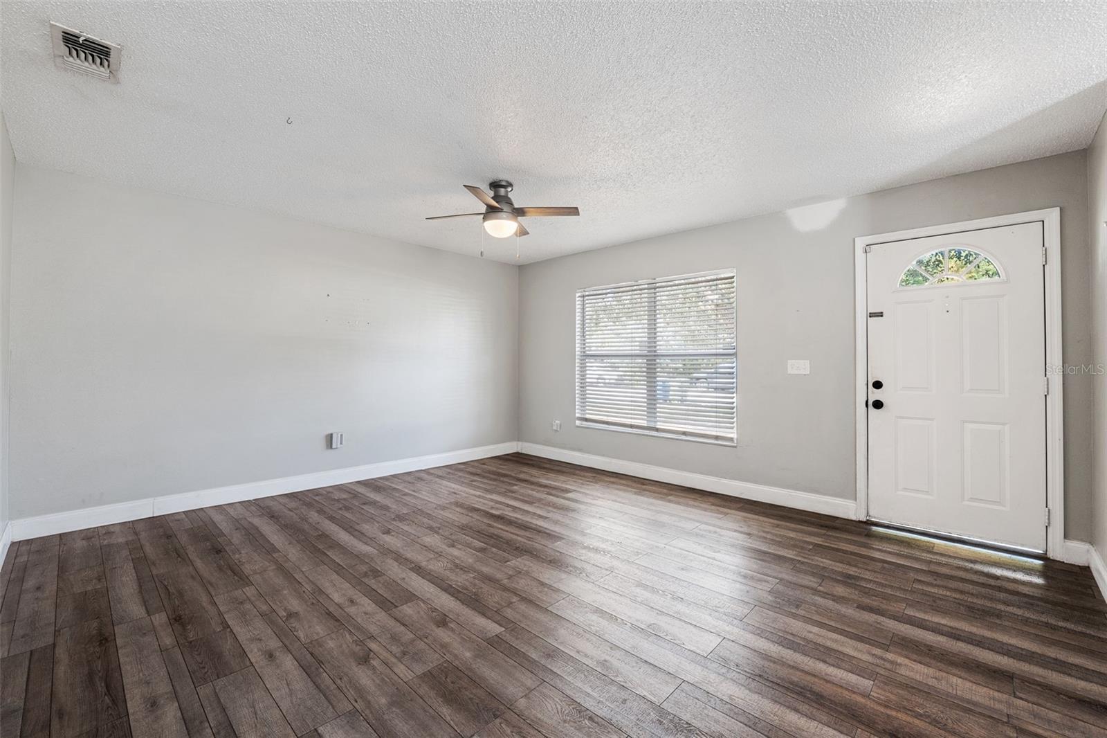 9411 W PERIO PL