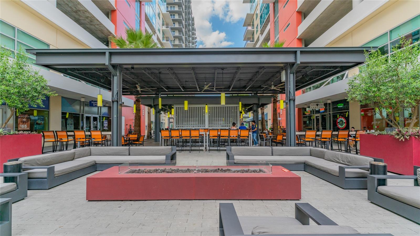 1238 E KENNEDY BLVD #1003