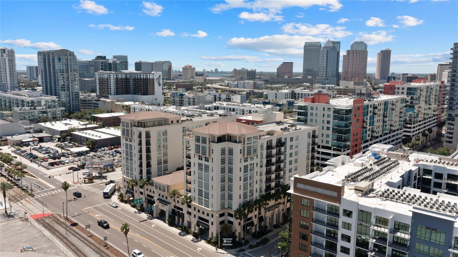 1238 E KENNEDY BLVD #1003