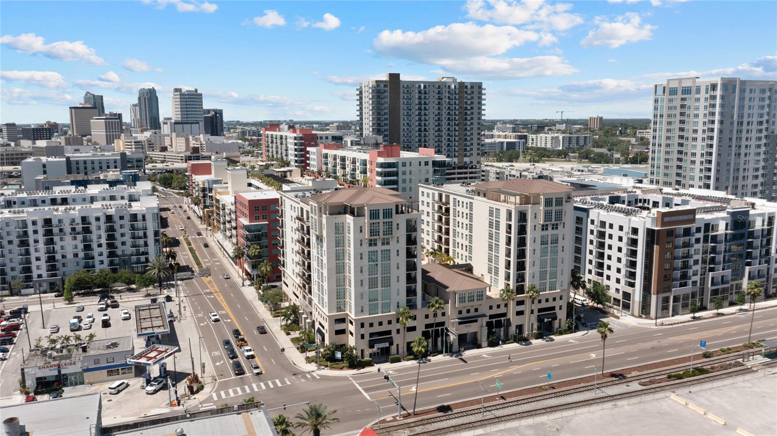 1238 E KENNEDY BLVD #1003