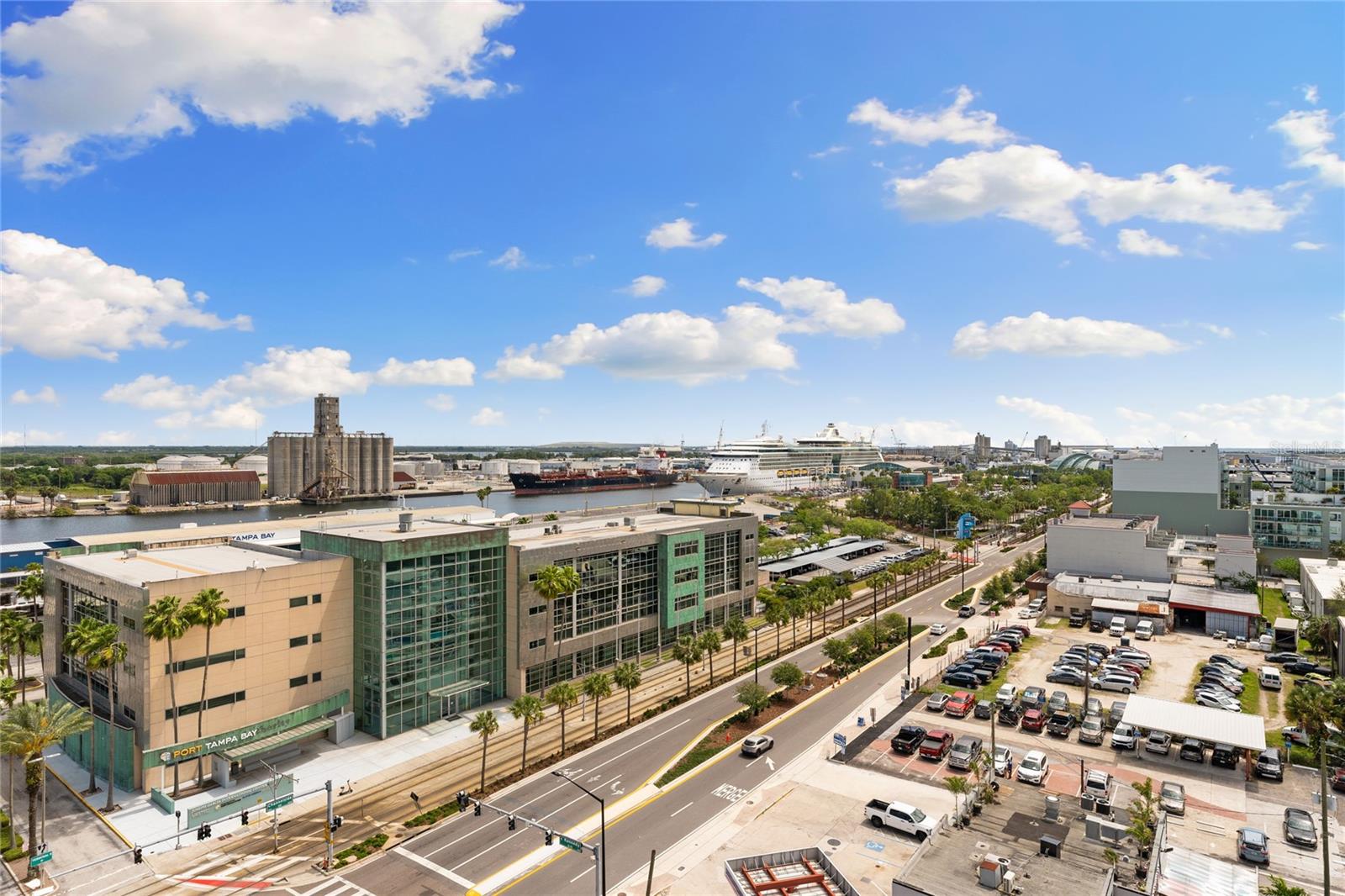 1238 E KENNEDY BLVD #1003