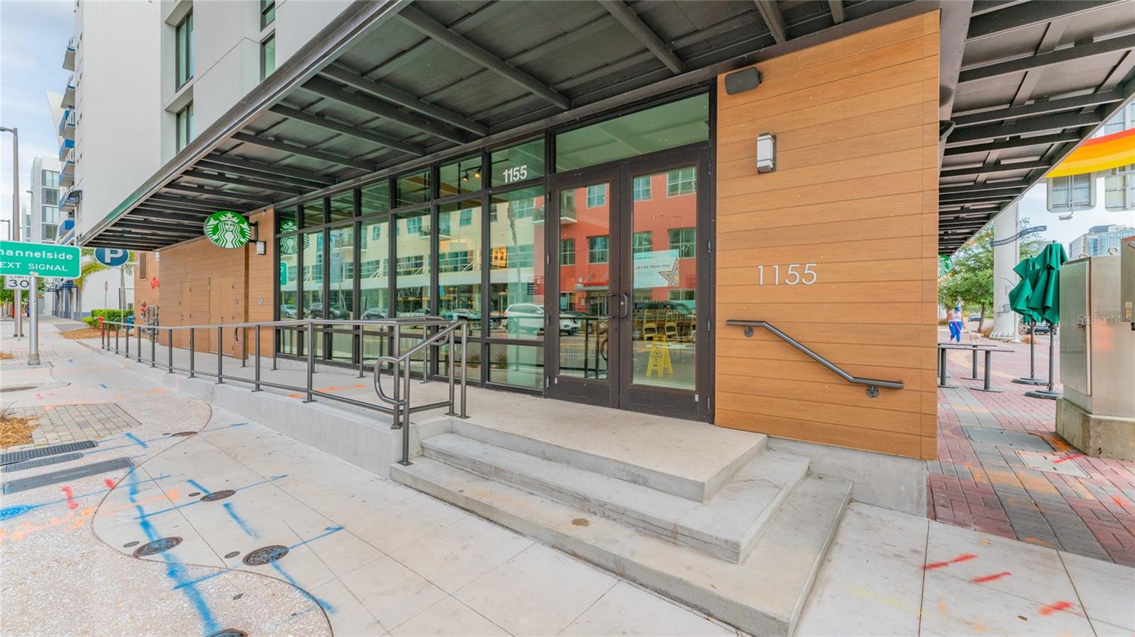 1238 E KENNEDY BLVD #1003