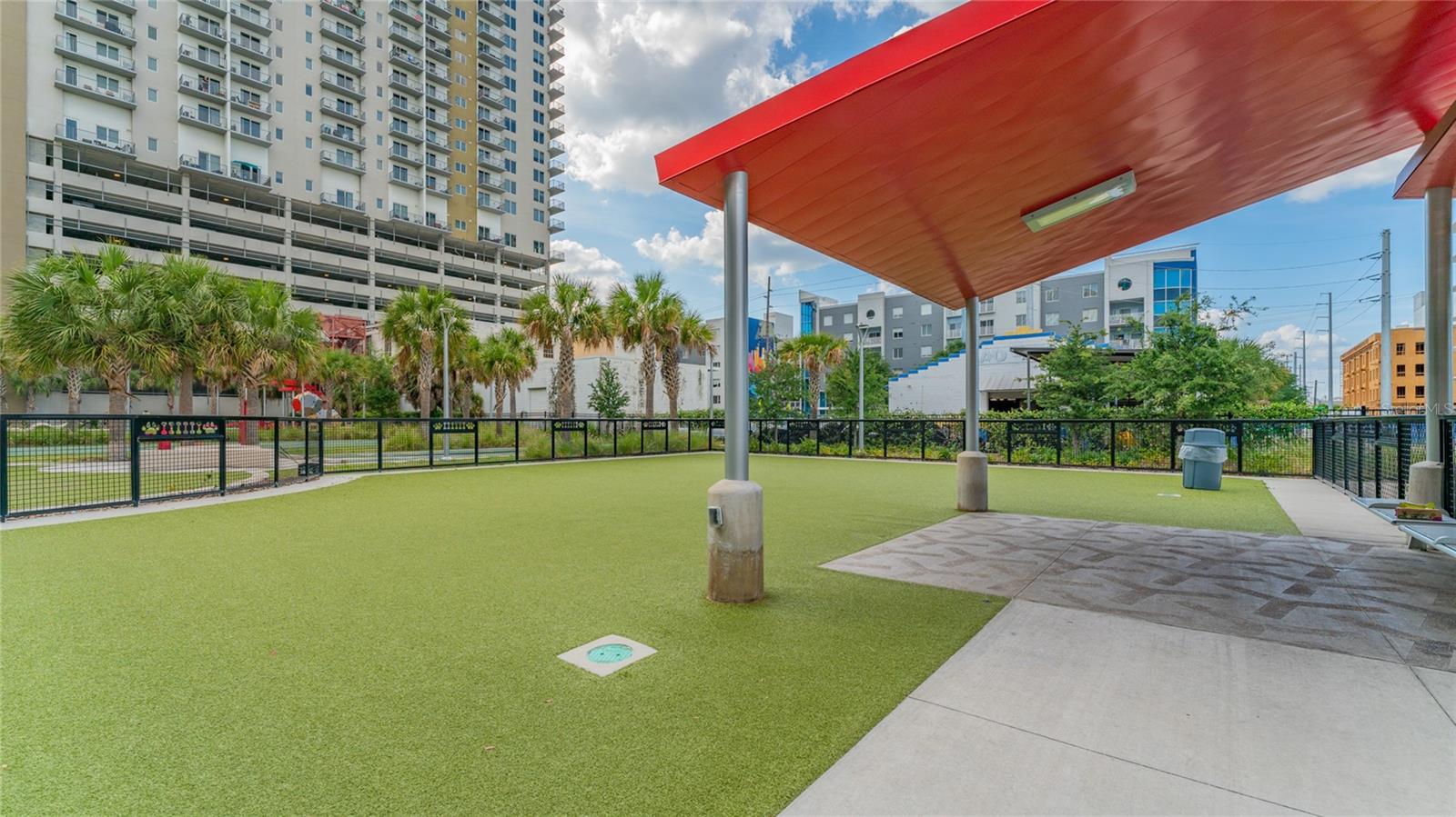 1238 E KENNEDY BLVD #1003