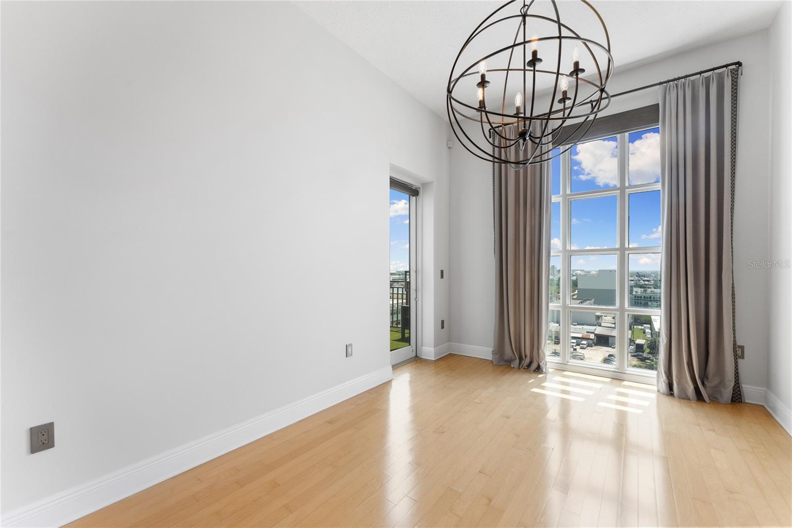 1238 E KENNEDY BLVD #1003