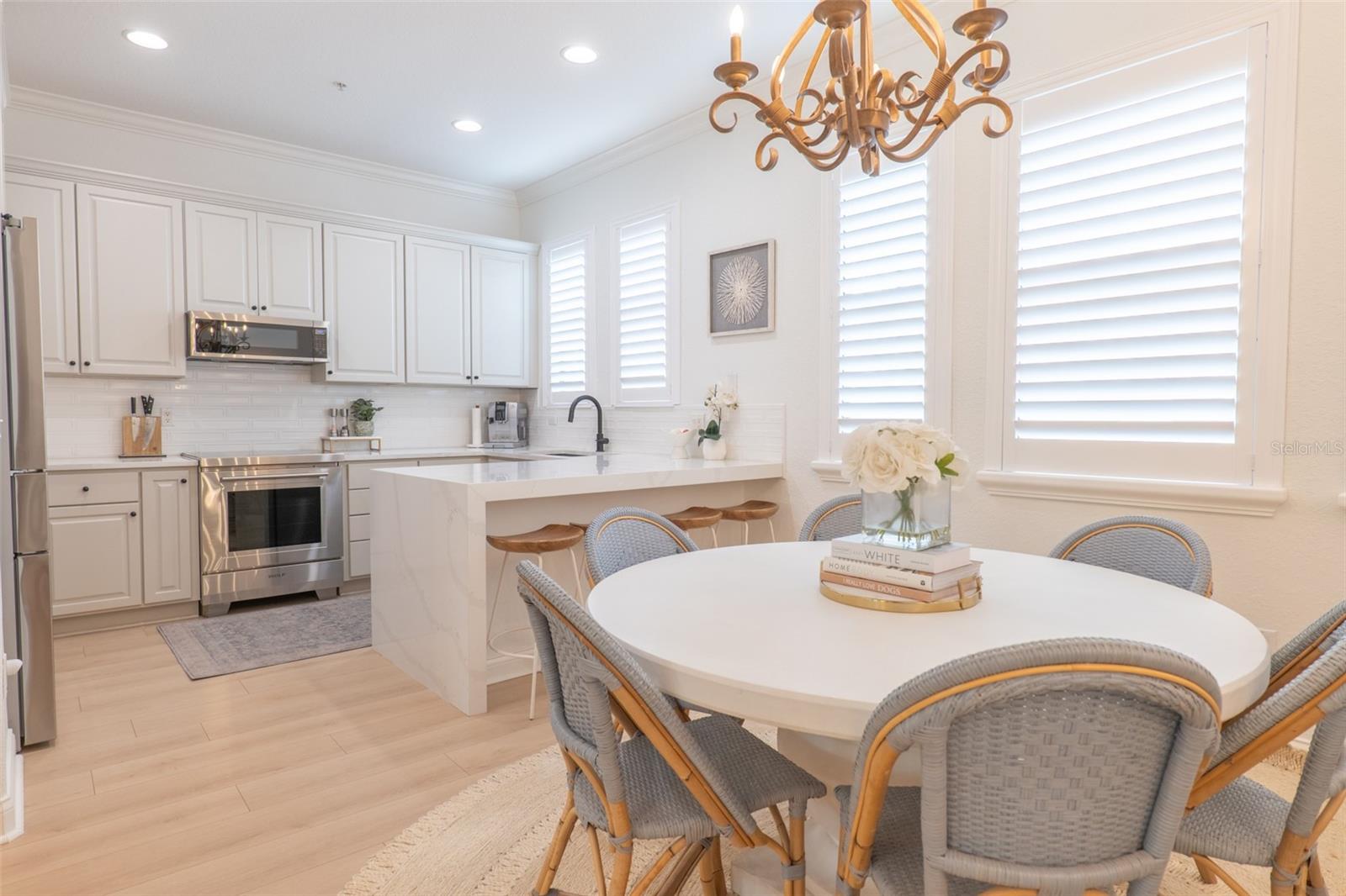 6012 PRINTERY ST #106