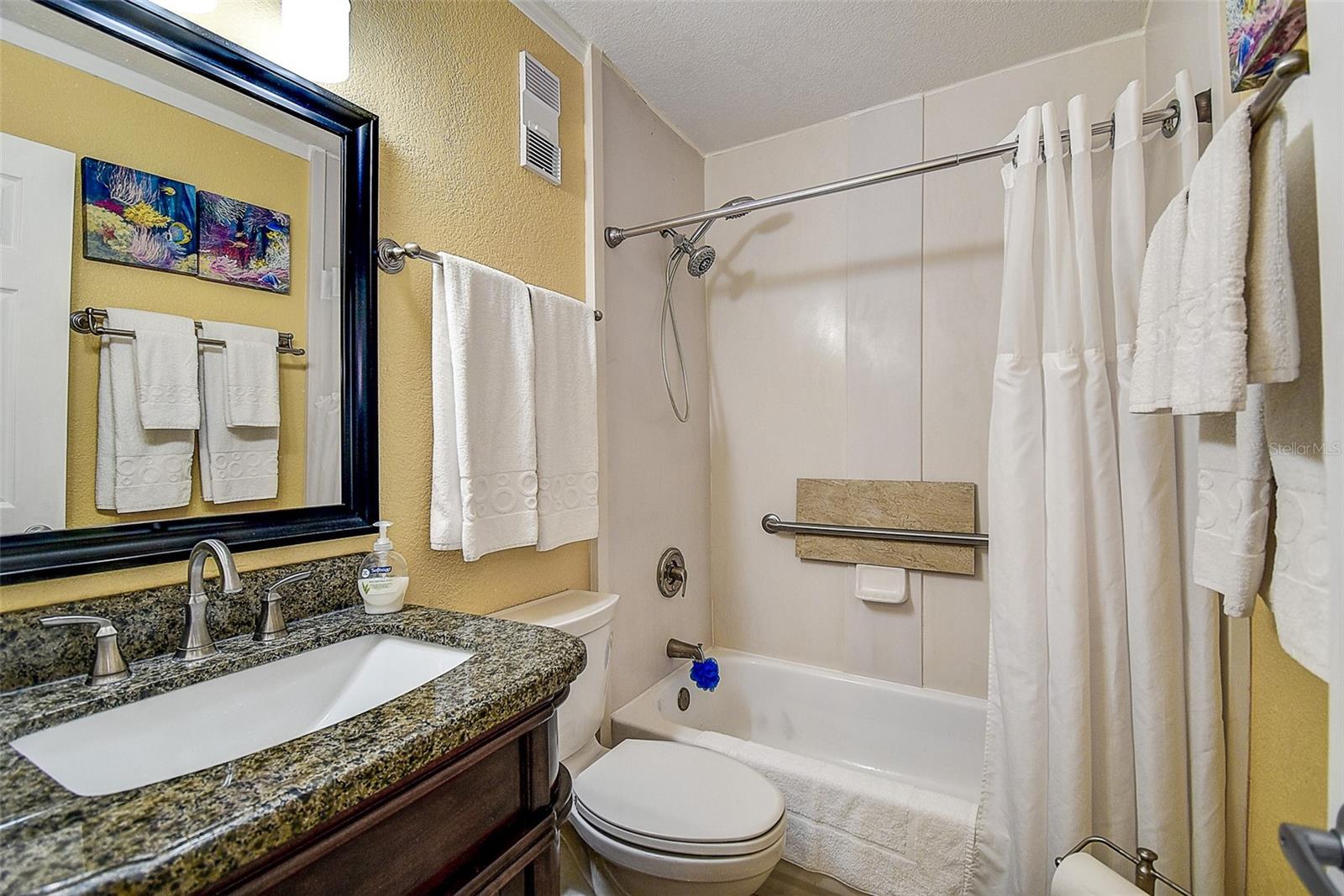 2506 N ROCKY POINT DR #224