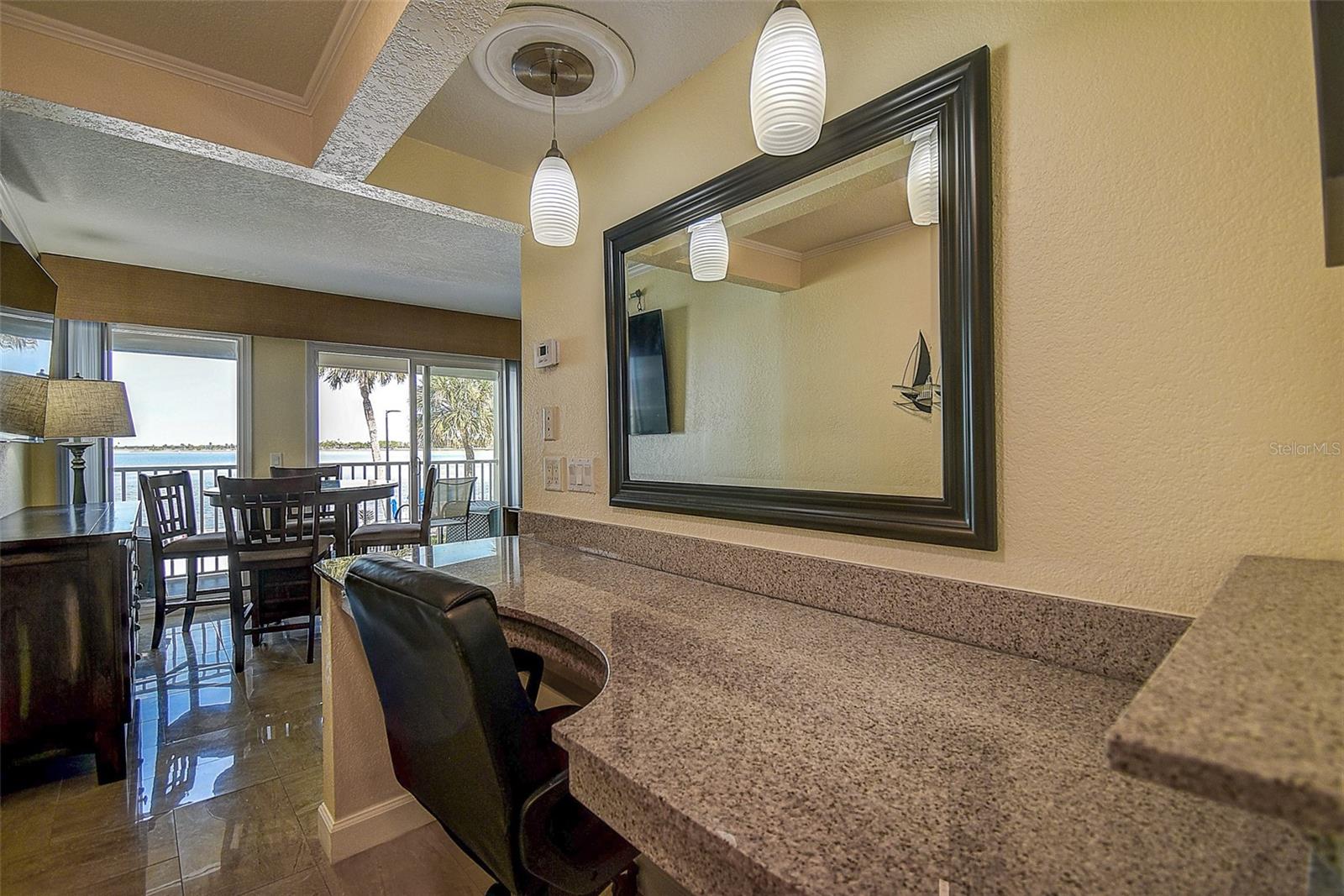 2506 N ROCKY POINT DR #224