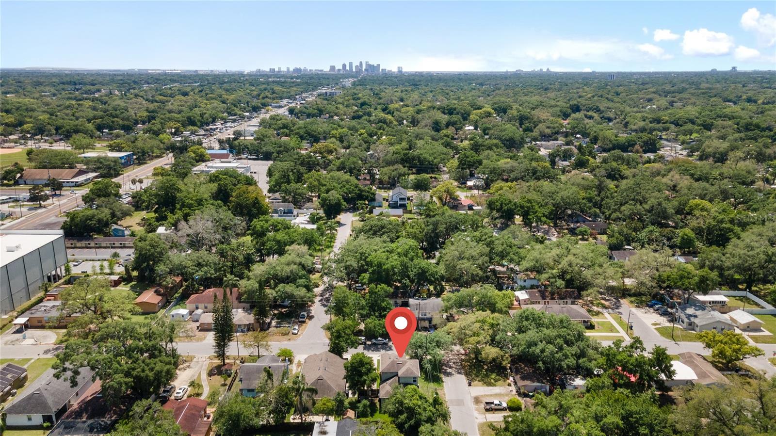 211 W HAMILTON AVE