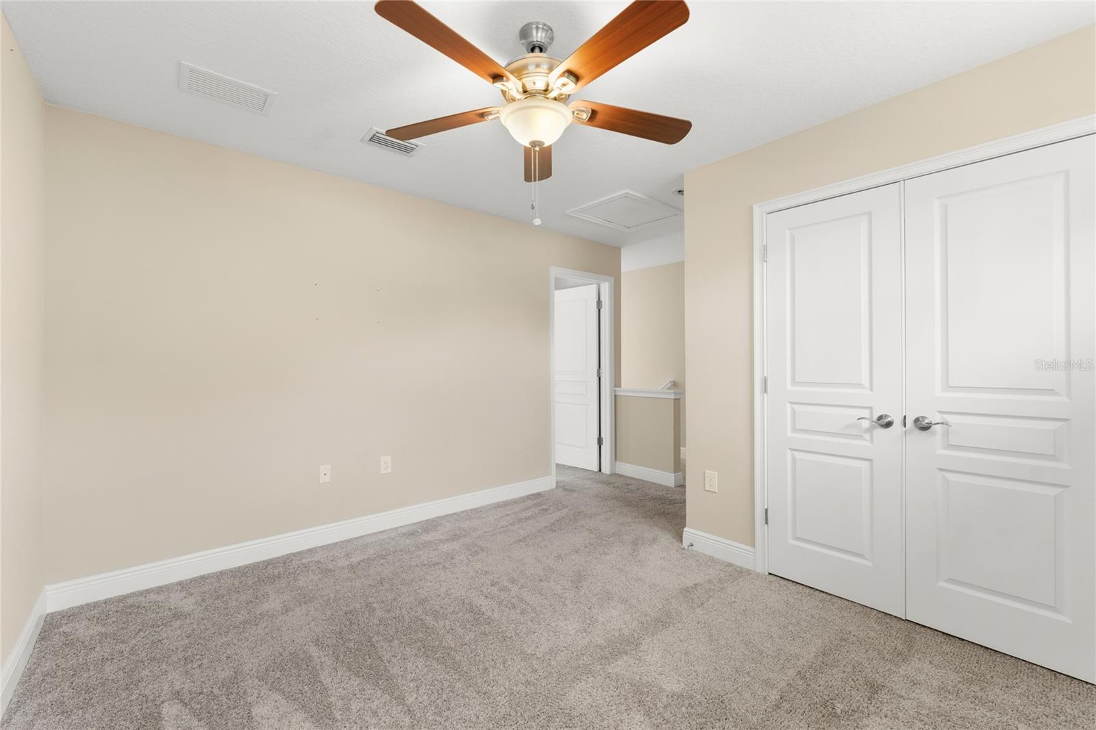 211 W HAMILTON AVE