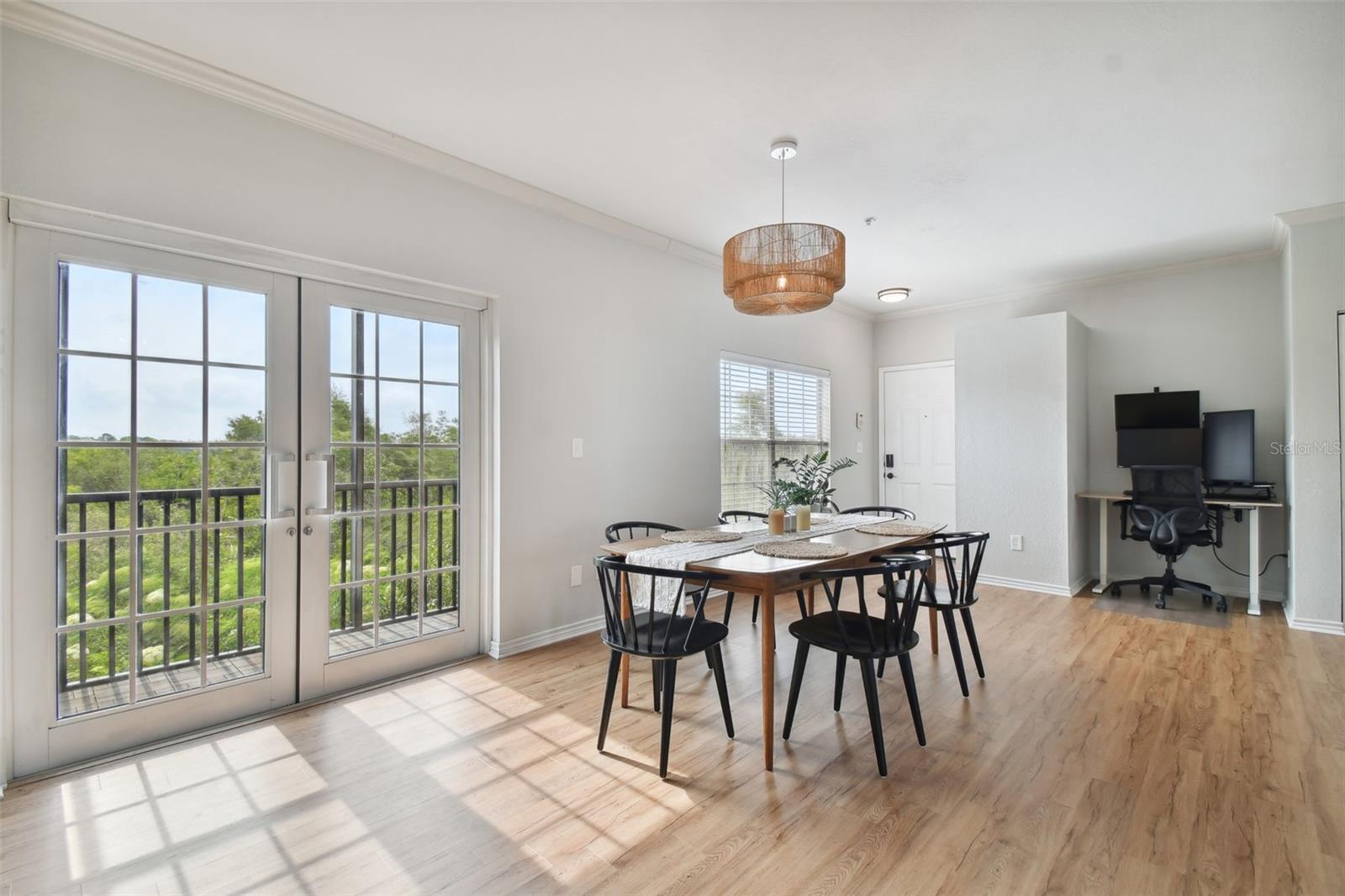 4329 BAYSIDE VILLAGE DR #202