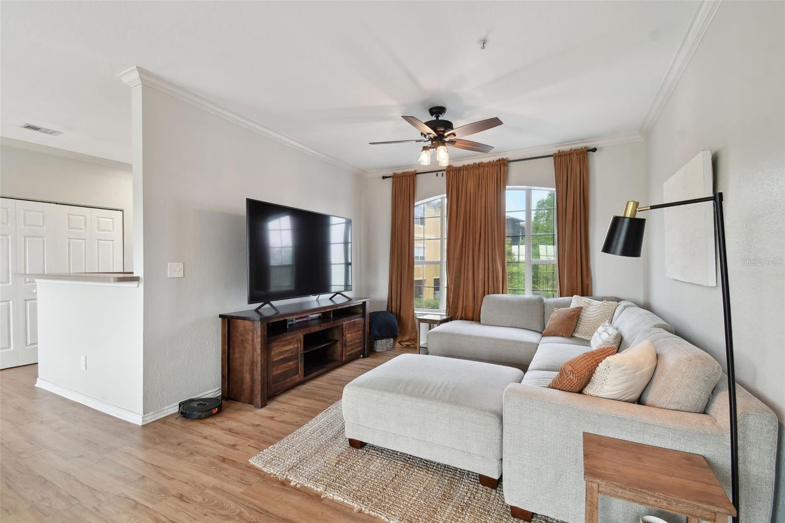 4329 BAYSIDE VILLAGE DR #202