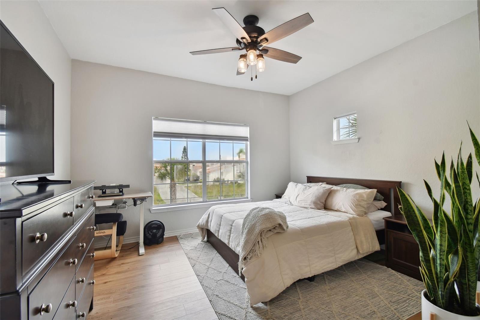 4329 BAYSIDE VILLAGE DR #202