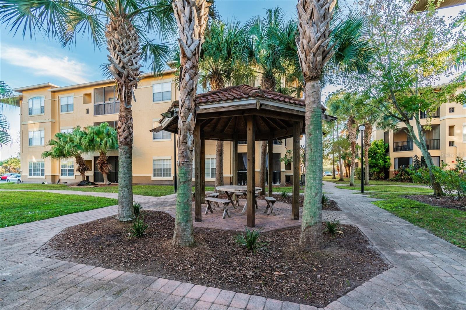 4329 BAYSIDE VILLAGE DR #202