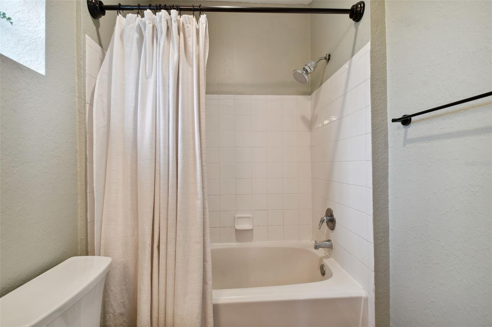 4329 BAYSIDE VILLAGE DR #202