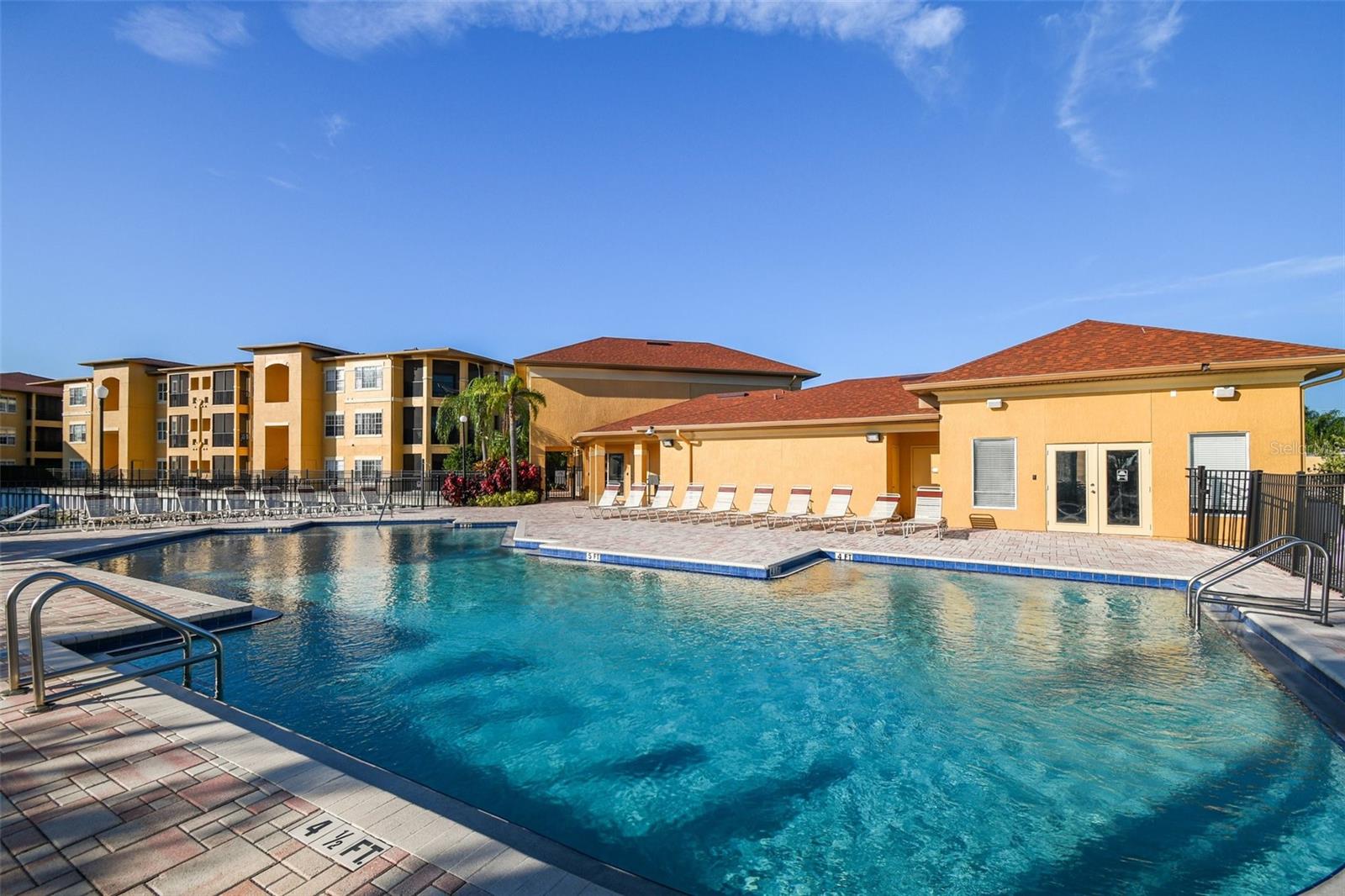 4329 BAYSIDE VILLAGE DR #202