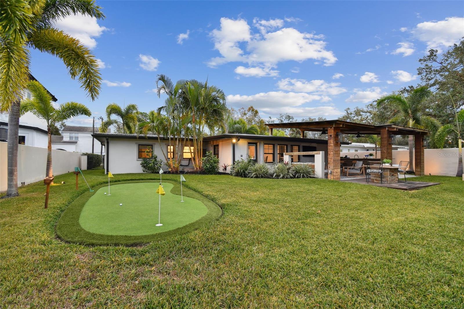 2115 S WEST SHORE BLVD