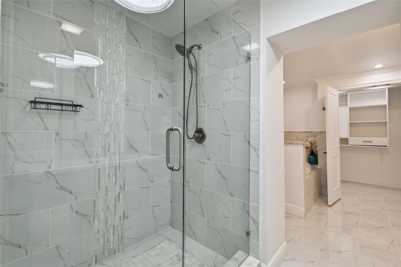 2115 S WEST SHORE BLVD