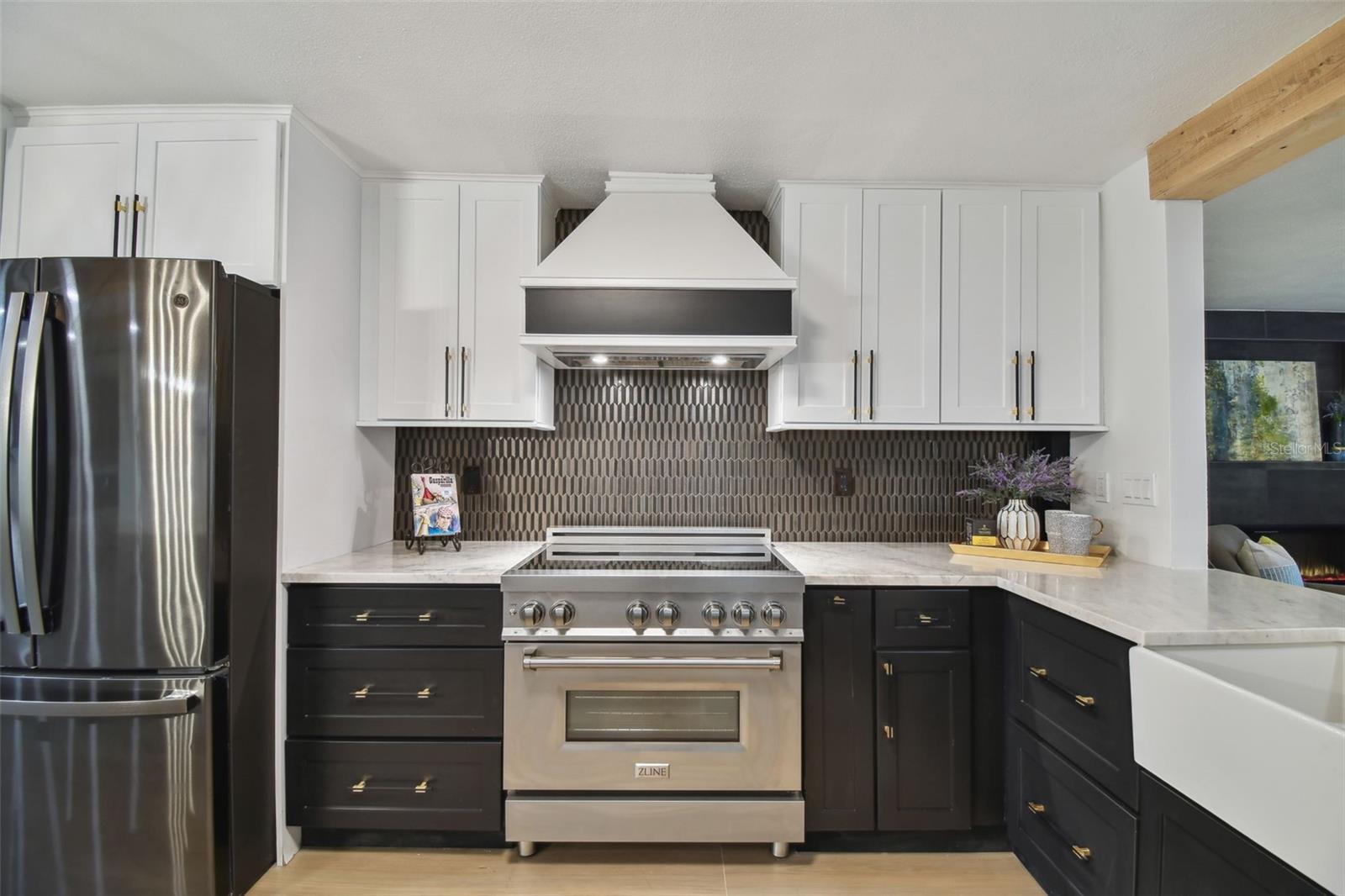 2115 S WEST SHORE BLVD