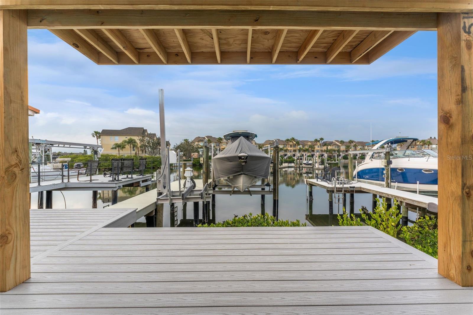 4208 HARBOR HOUSE DR