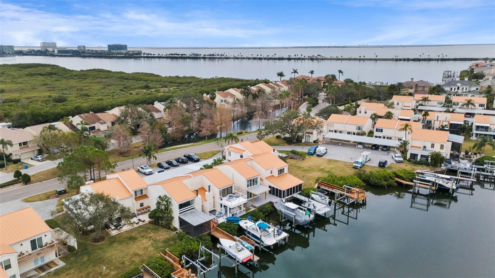 4208 HARBOR HOUSE DR