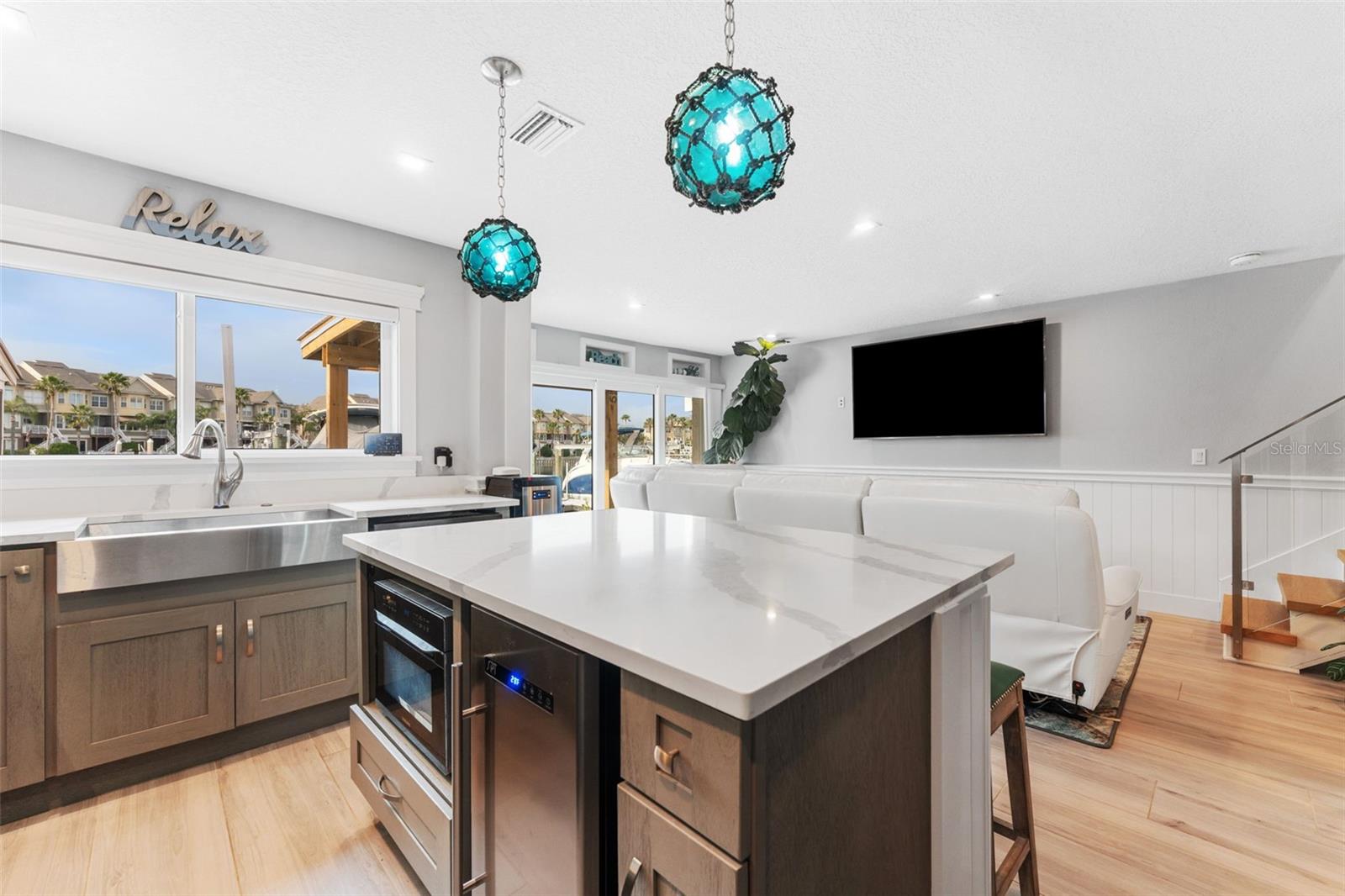 4208 HARBOR HOUSE DR