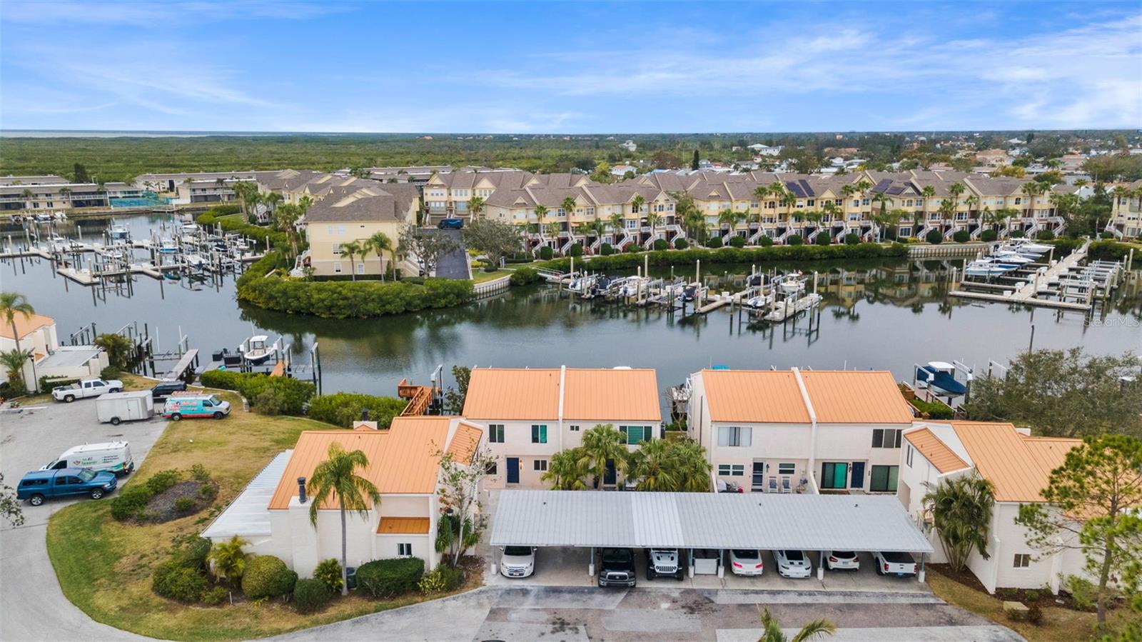 4208 HARBOR HOUSE DR