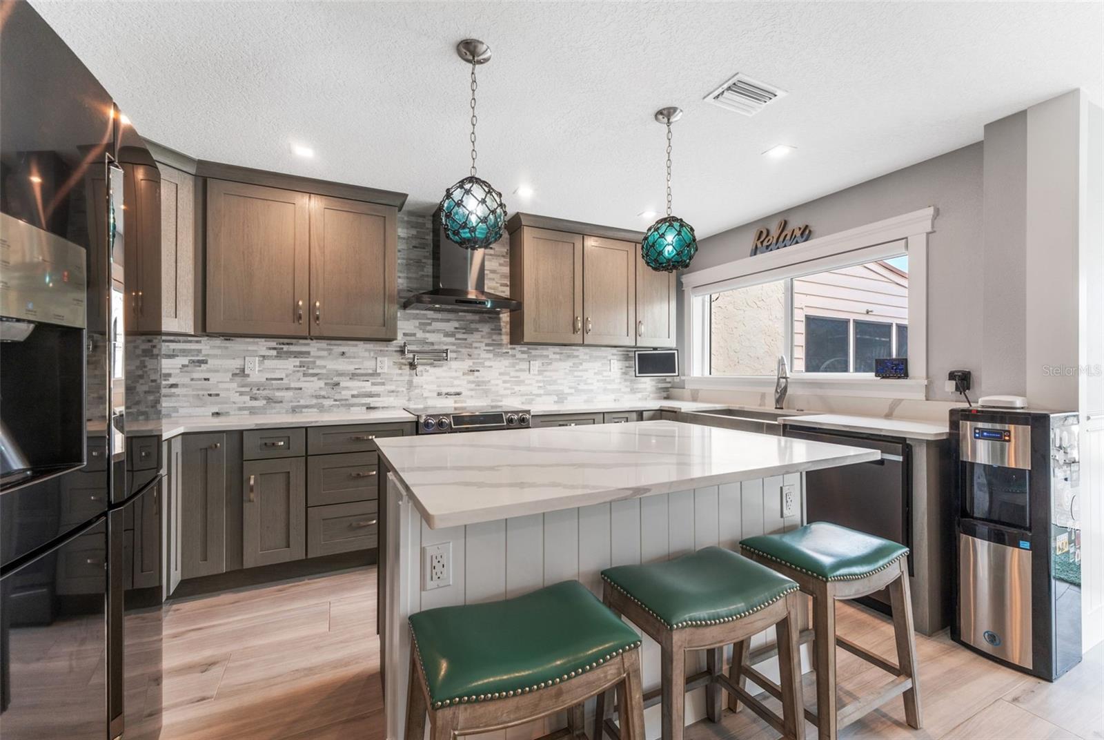 4208 HARBOR HOUSE DR