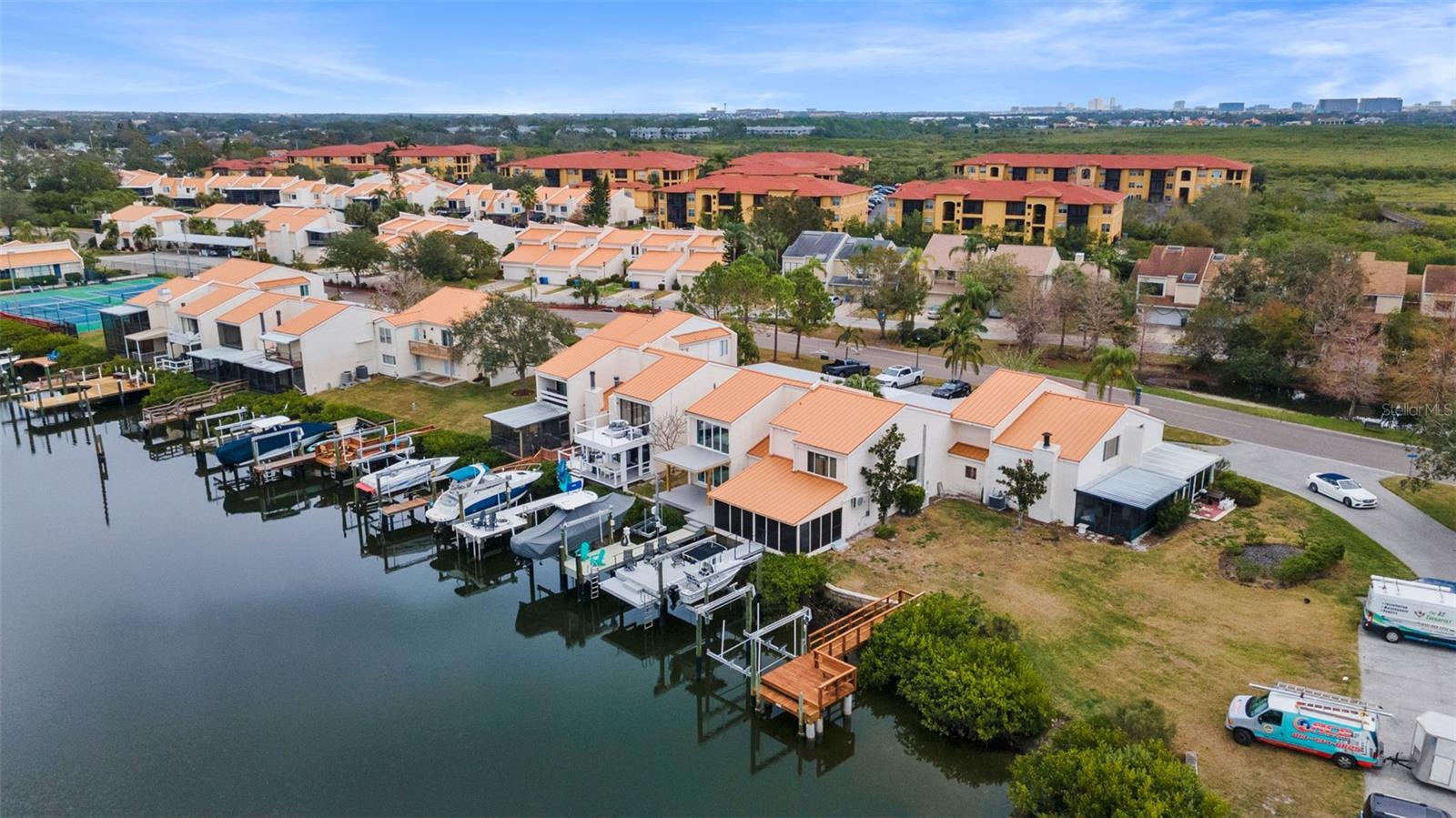 4208 HARBOR HOUSE DR