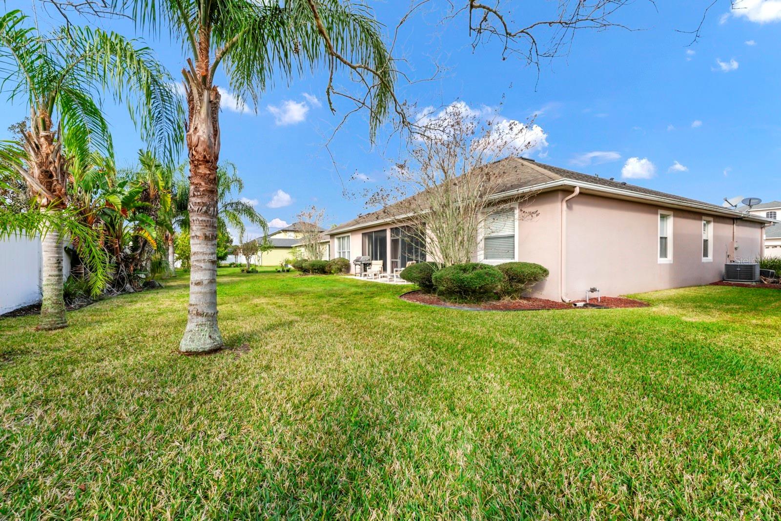 18221 THORNHILL GRAND CIR