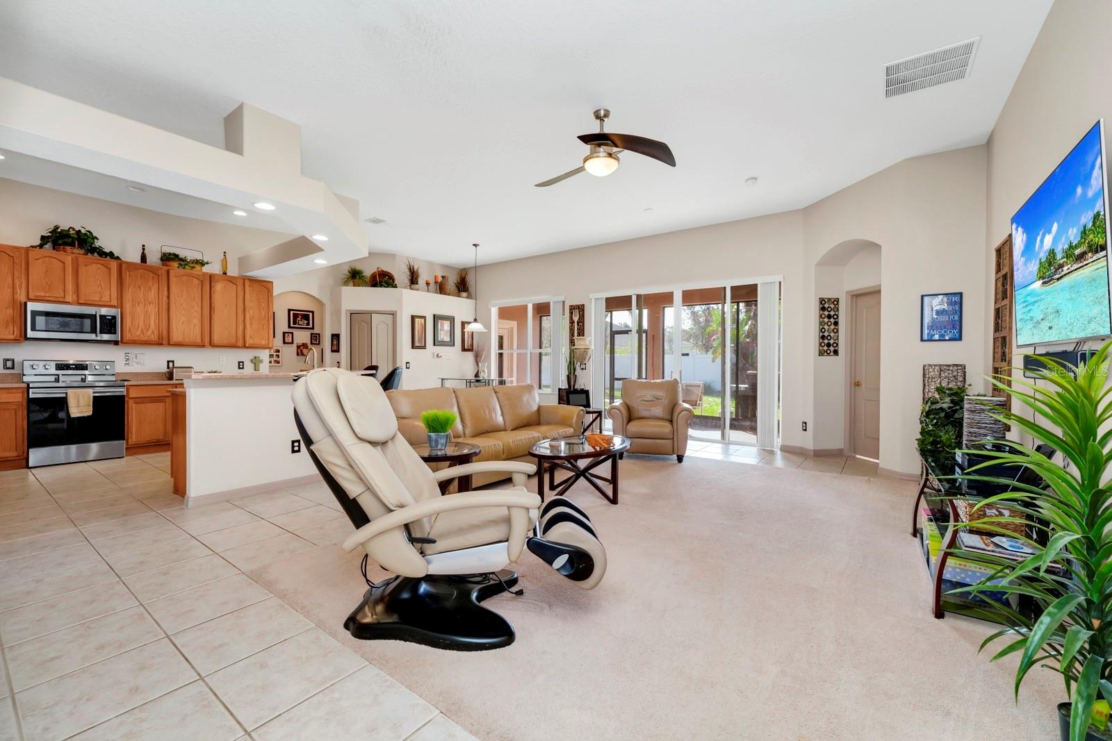 18221 THORNHILL GRAND CIR