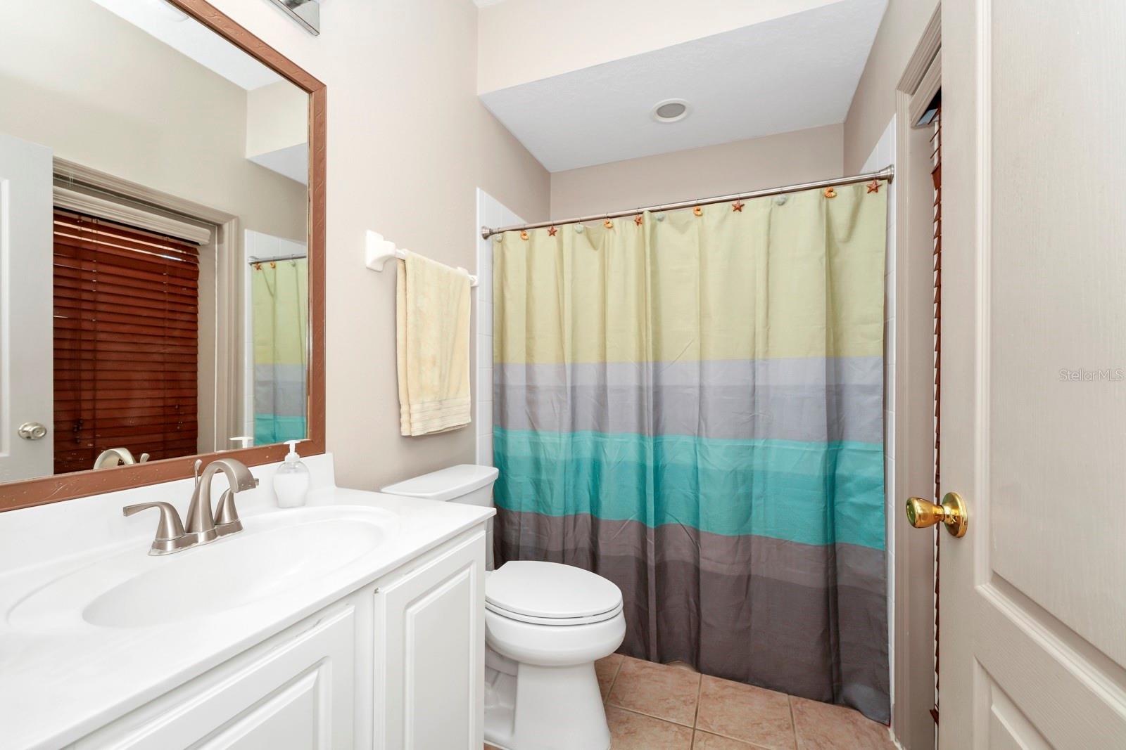 18221 THORNHILL GRAND CIR