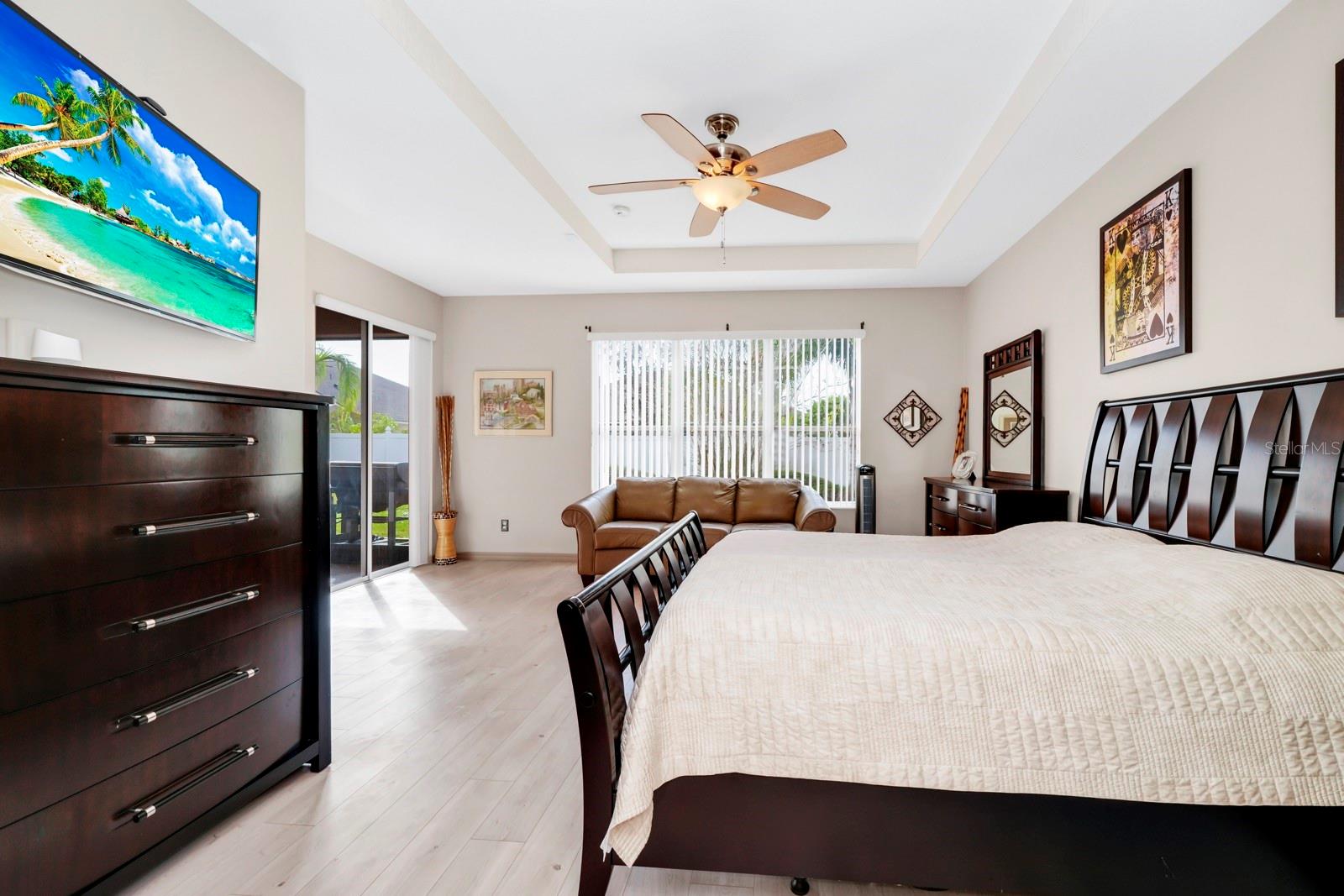 18221 THORNHILL GRAND CIR