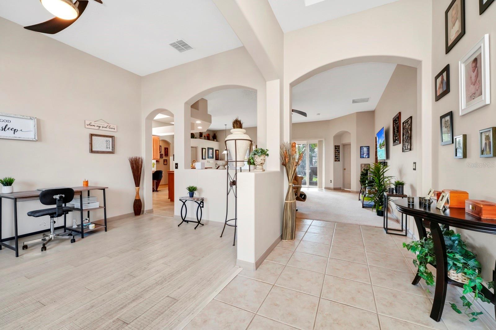 18221 THORNHILL GRAND CIR