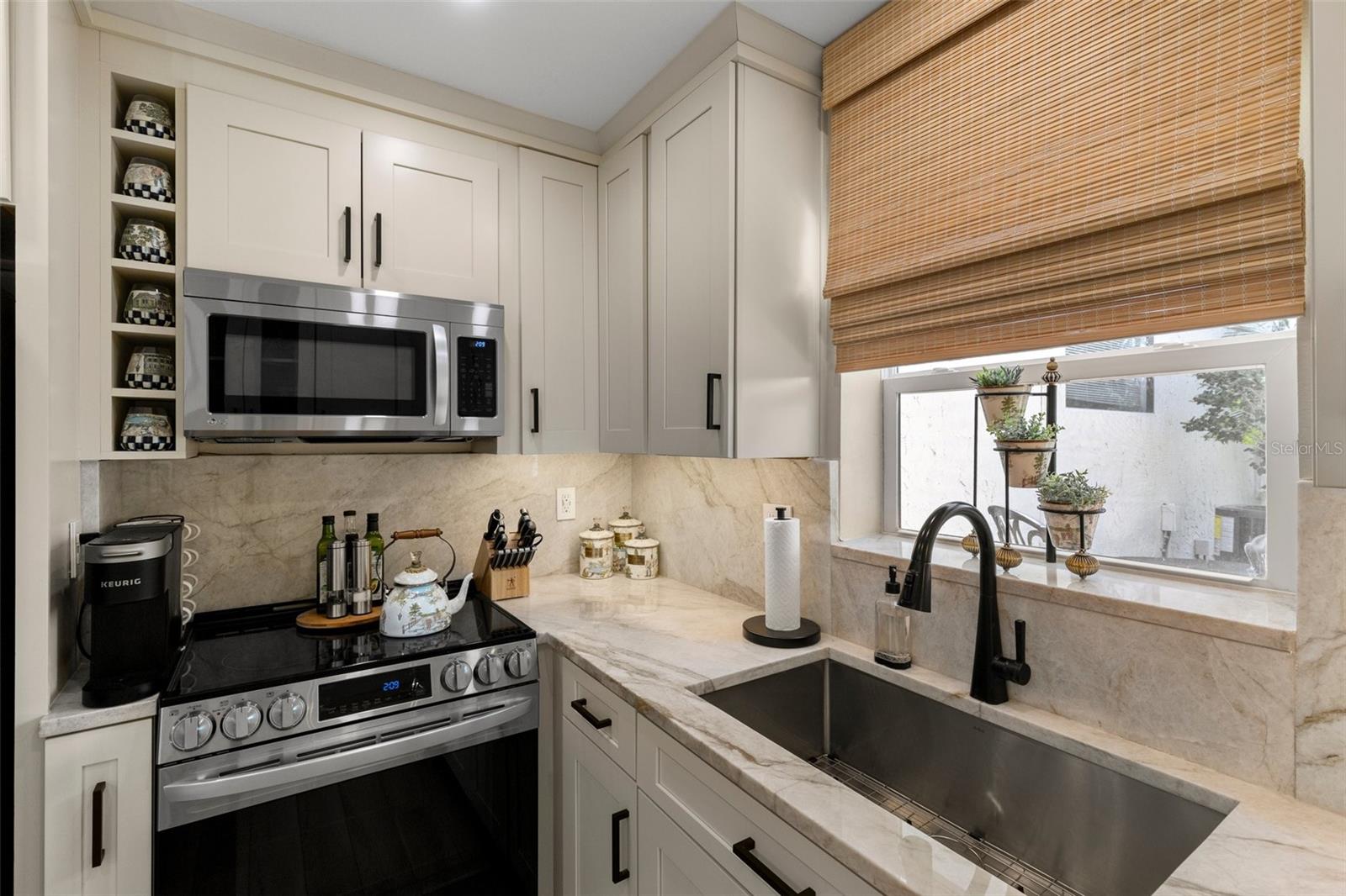 4214 HARBOR HOUSE DR