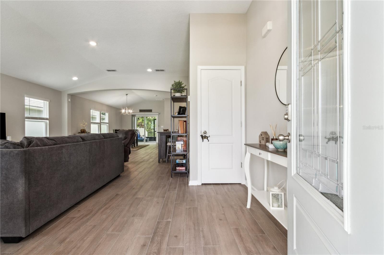 65688 EDGEWATER DR