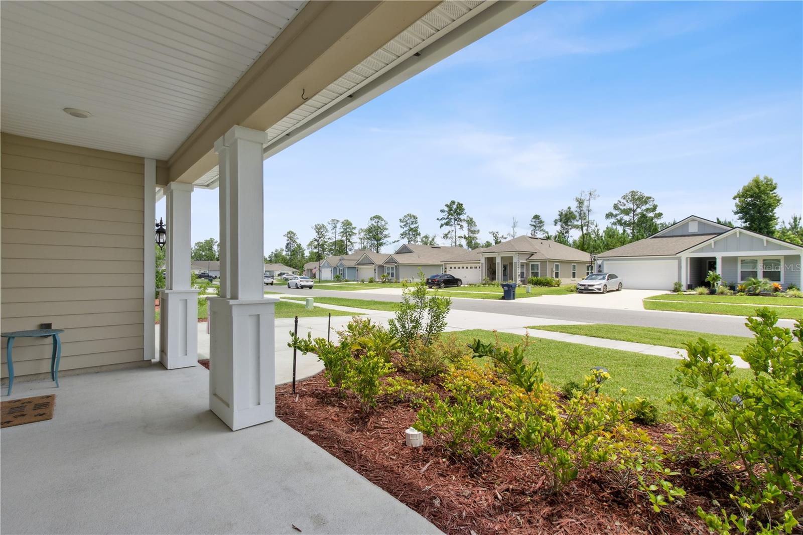 65688 EDGEWATER DR