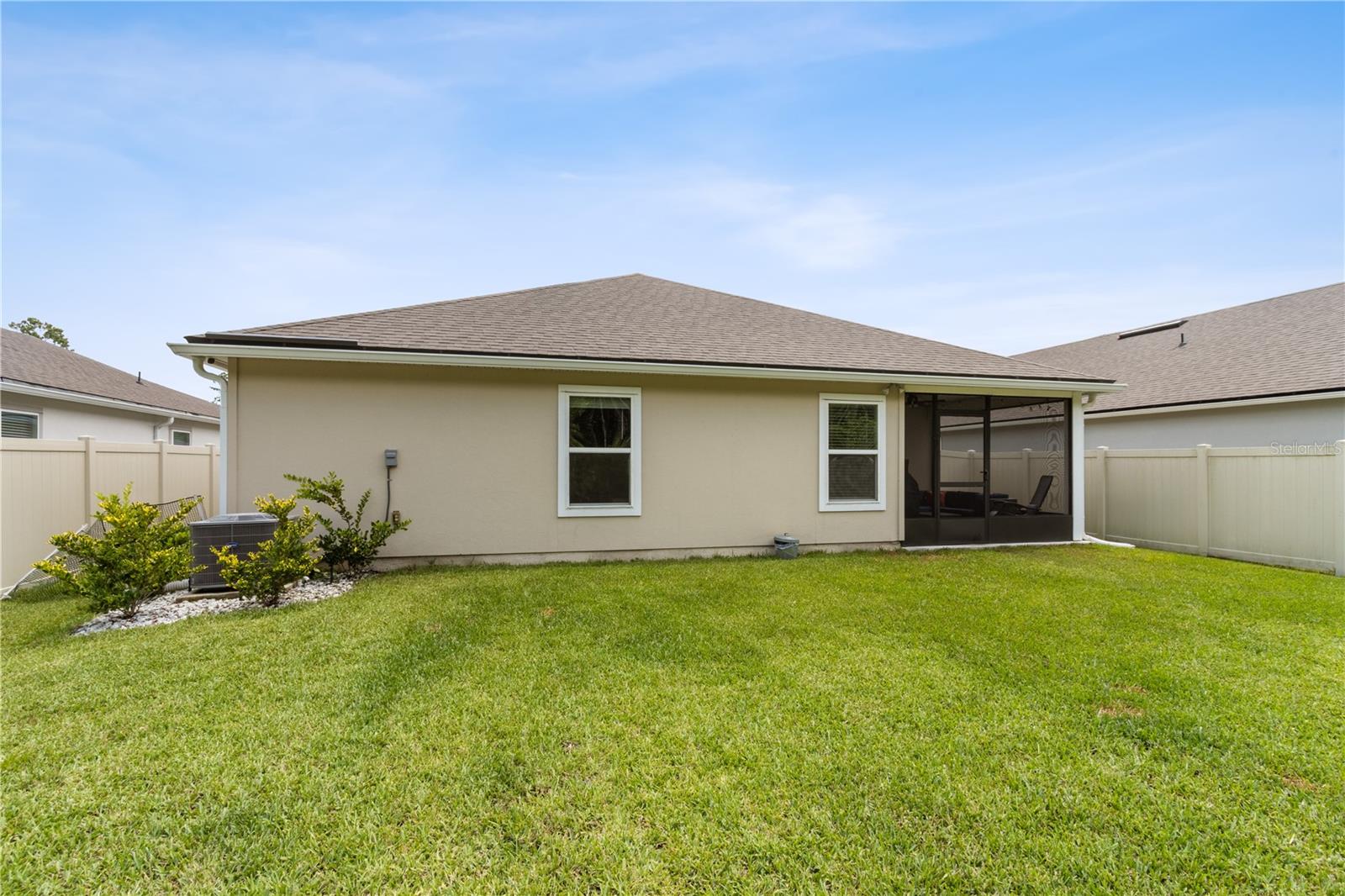 65688 EDGEWATER DR