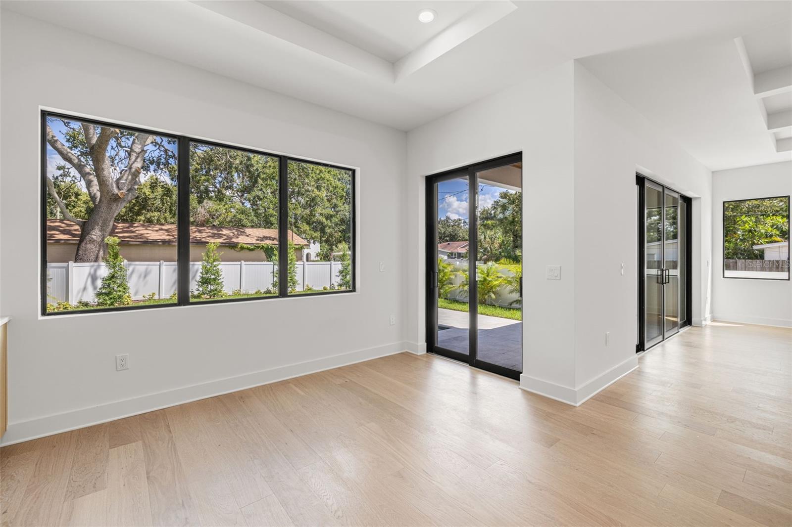 3201 W BALLAST POINT BLVD